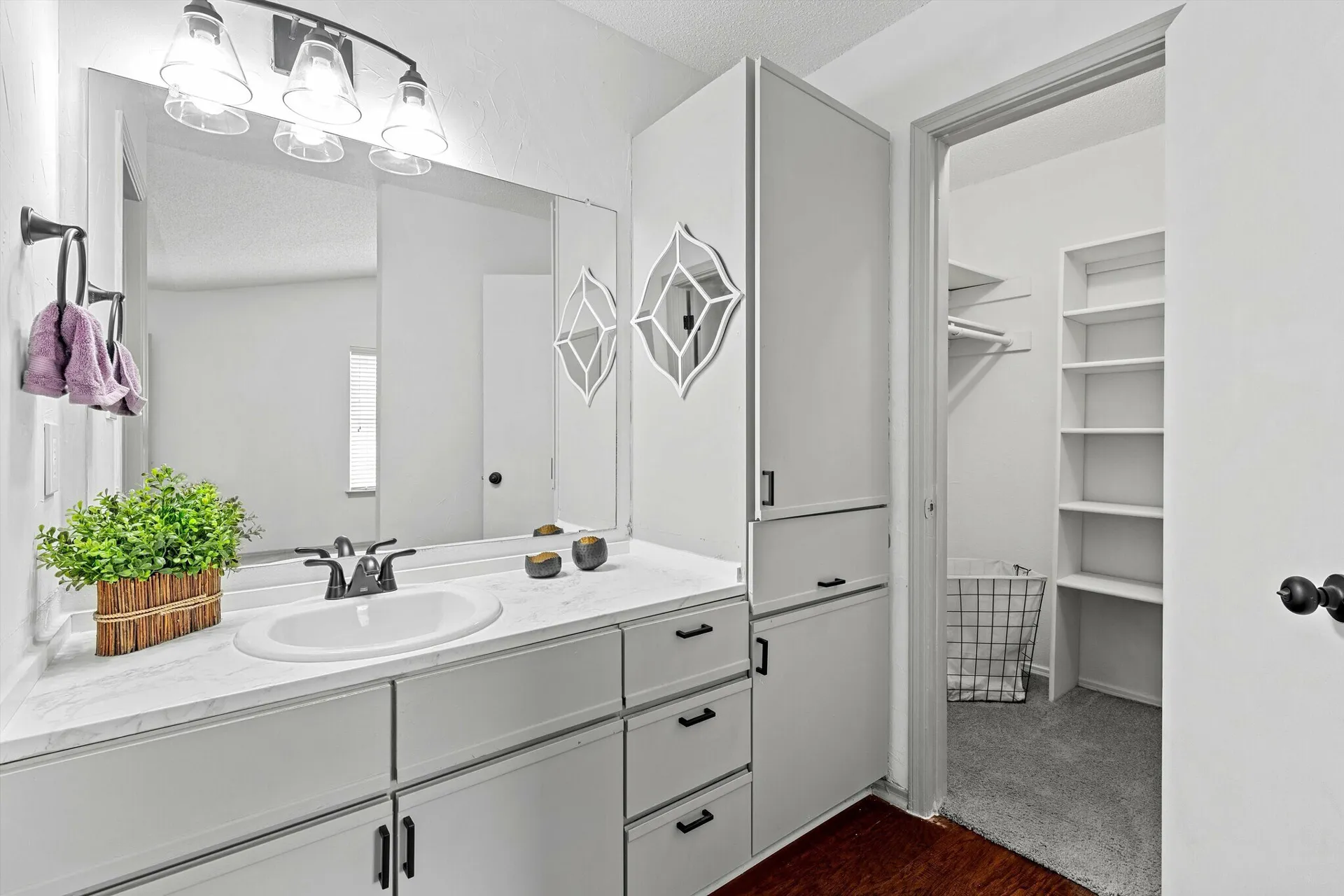 Centre Apartments bathroom interior